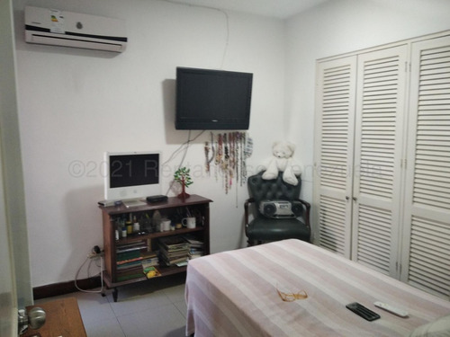 Imagen 10 de 18 de Apartamento En Venta - Campo Alegre - Mls #21-15051 - Jose Ramos
