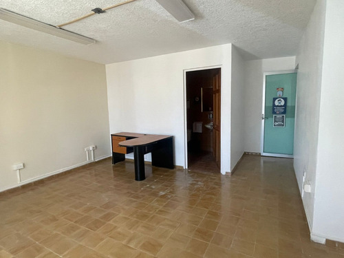 Casa En Venta En Col. Las Reynas, Irapuato, Gto.