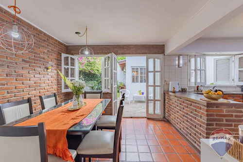 Casa En Venta La Plata