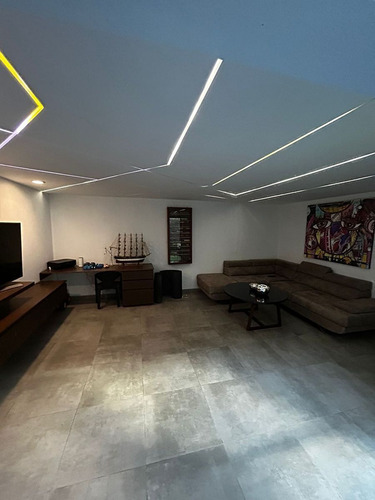 Preciosa Residencia De Autor En Centro Sur, Claustros De Las Misiones Ii
