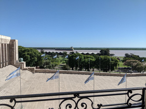 Imagen 2 de 17 de Venta Departamento 3 Dormitorios Vista Rio - Centro, Rosario