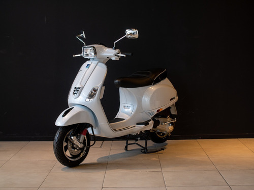 Imagen 1 de 15 de Scooter Vespa Sxl 150 Blanca 0km Financiación Reserva Hoy