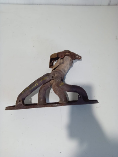 Multile De Escape Yaris 10-15 (Usado)