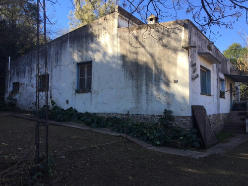 Vendo Casa En La Quebrada , Rio Ceballos  6 Dormitorios Y Gran Patio