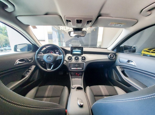 Imagem 13 de 15 de Mercedes Benz Gla 200 Advance