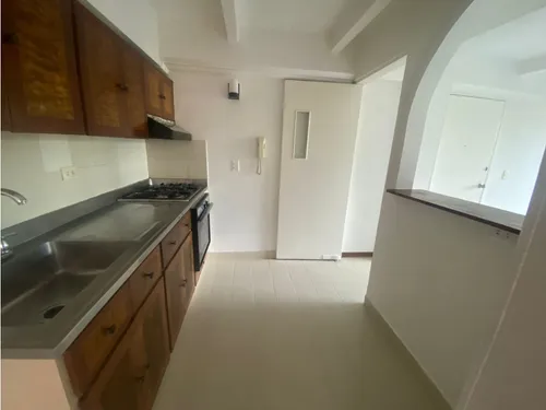 Venta Apartamento Para Inversión Parte Baja Los Bernal, Medellin