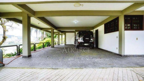 Imagem 12 de 23 de Casa Com 4 Dormitórios, 325 M² - Venda Por R$ 1.600.000,00 Ou Aluguel Por R$ 8.000,00/ano - Centro (blumenau) - Blumenau/sc - Ca0329