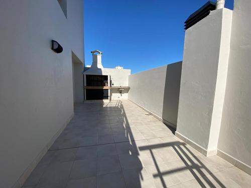 Imagen 23 de 23 de Hermoso 2 Ambientes Súper Luminoso! Baño Suite Y Toilette · Apto Profesional
