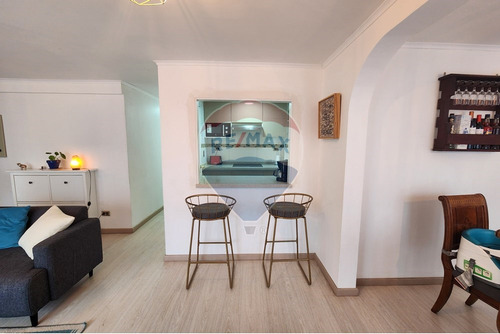 Renovada Y Con Jardín 3d+2b