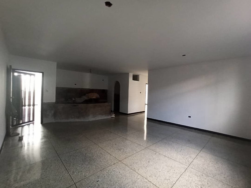 Imagen 6 de 14 de Edificio Comercial