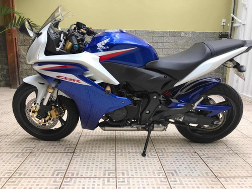 Imagem 2 de 6 de Honda Cbr