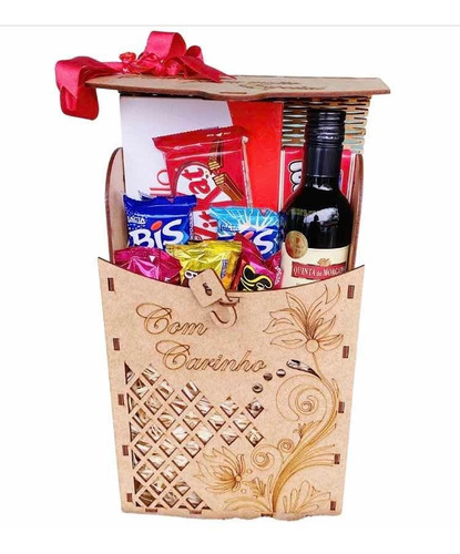Imagem 1 de 6 de Cesta De Chocolate Com Vinho Nobre Presente Especial Todos