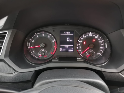Imagen 7 de 13 de Volkswagen Gol Trendline Std 2020