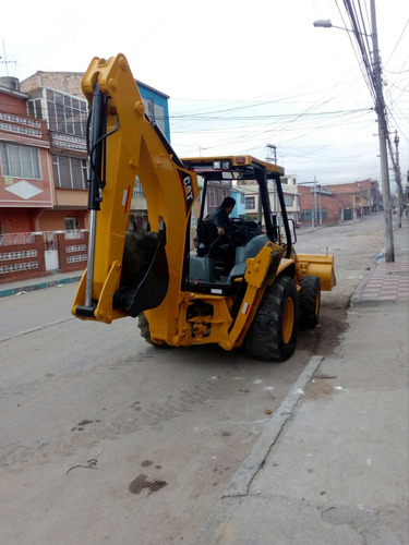Retroexcavadora Jhon Deere 310g Año 2005