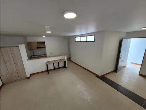 Se Arrienda Apartaestudio En Laureles 401