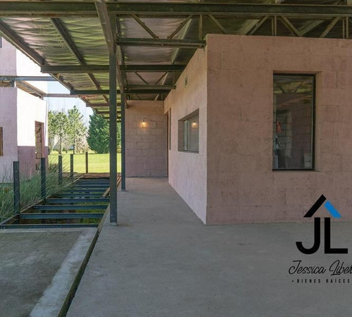 Imagen 7 de 14 de Venta De Casa Con Posibilidad De Hacer Las Terminaciones A Gusto En Chacras De La Cruz.