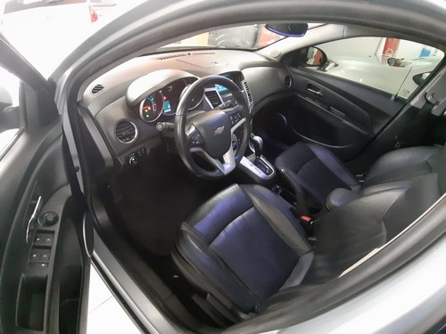 Imagem 6 de 10 de Chevrolet Cruze 2012 1.8 Lt Ecotec 6 Aut. 4p