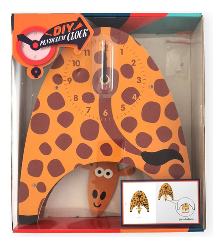 Reloj De Jirafa Con Movimiento Péndulo Para Niño O Niña Estructura Naranja Claro Fondo Naranja Oscuro