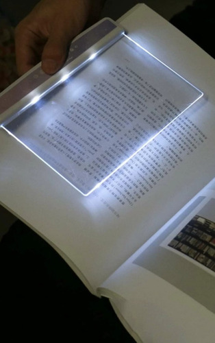 Imagen 1 de 5 de Luz Nocturna De Lectura De Panel Plano Leer Revistas Libros