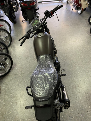 Imagen 6 de 24 de Benelli Leoncino 500