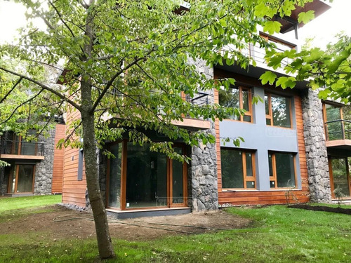 Departamento En Venta Ubicado En Belgrano, Bariloche