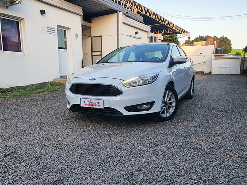 Ford Focus III 2.0 Sedan Titanium At6