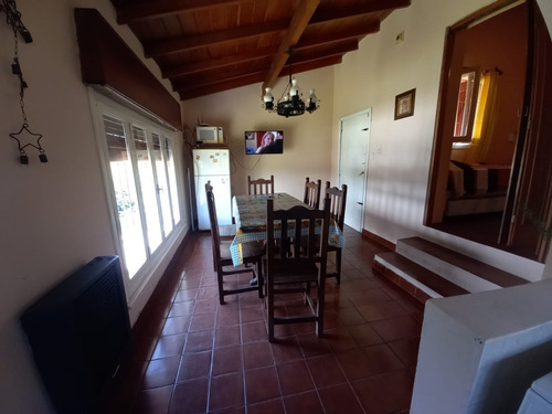 Imagen 10 de 22 de Departamentos 4/5 Personas Villa Gesell