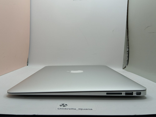 Apple Macbook Air A1466 Core I5 8gb Ram 128gb Ssd Webcam (Usado)
