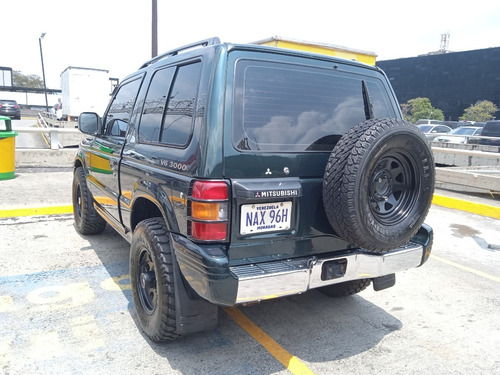 Imagen 4 de 12 de Mitsubishi Montero