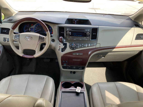 Imagen 11 de 15 de Toyota Sienna 2013 5p Limited Aut Piel Limited Q/c Dvd