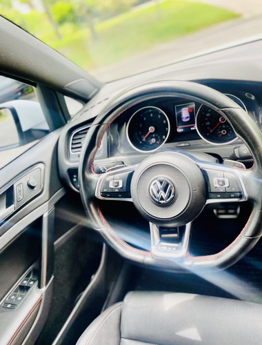 Volkswagen Golf 2.0 Gti Tsi App Connect + Cuero