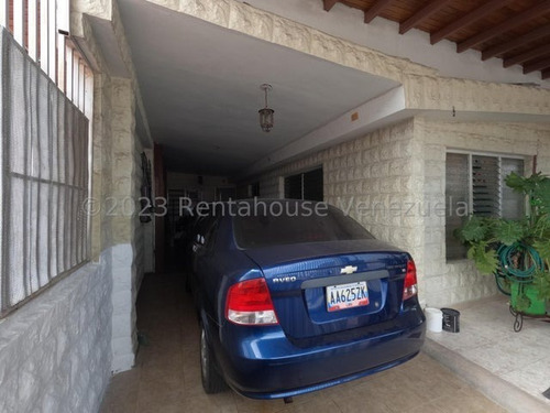 Imagen 4 de 30 de Casa En Venta Urbanización Fundalara. Barquisimeto. Tu Asesor De Confianza Kenlimar Nieto. Contactame *0424 5/2/2/3/7/9/7* Código Flex 23-20591