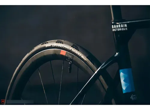 Llanta Continental Grand Prix 5000 S, 700 X 28, Tubeless Color