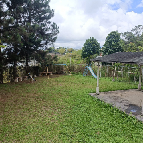 Imagen 16 de 18 de Townhouse En Venta Urb Colinas De Carrizal
