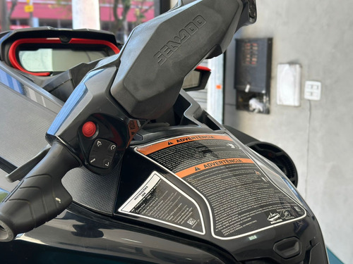 Sea Doo 230 Wake Pro