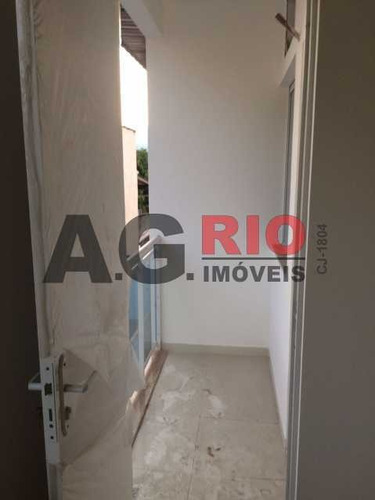 Casa De Rua-à Venda-marechal Hermes-rio De Janeiro - Agv73624