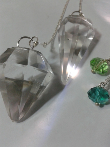 Imagen 1 de 10 de 162se Vende Pendulos De Cristal De Cuarzo Original Facetados