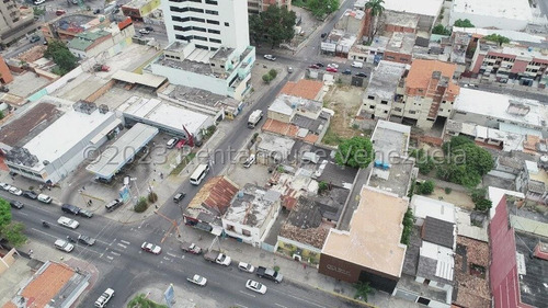 Terrenos En Venta En Centro Barquisimeto Lara -- %%m-c-t%% Cod. 23 Guion 2 7 7 9 1