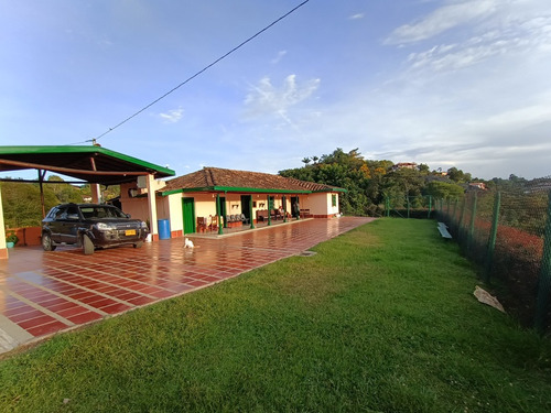 Finca En Venta Ubicado En Rionegro Sector Vereda Las Cuchillas (22271).