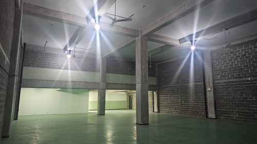 Galpon - Edificio Industrial - Zona Ind Del Este (1.022,28m²)