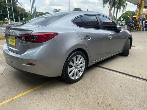 Mazda 3 2.0 Touring At