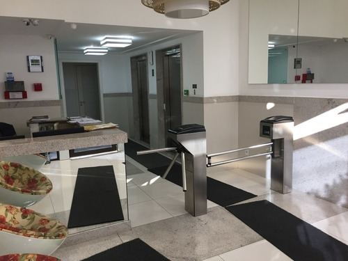 Imagem 6 de 23 de Sala À Venda No Bairro Três Figueiras - Porto Alegre/rs - O-2259-7609