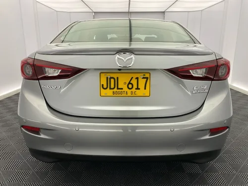 Mazda 3 2.0 Touring