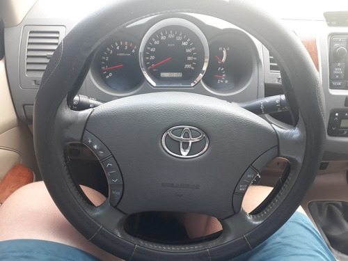 Toyota Sw4 3.0 I Srv At C/cuero 4x4 (2009) 2010