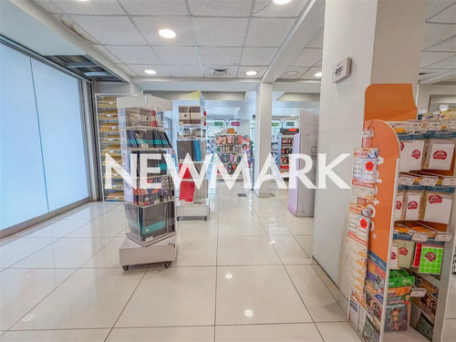 Local Comercial En Venta Sobre Vitacura Pasos De Los Cobres