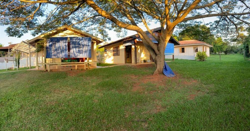 Imagem 8 de 30 de Essa É A Chácara Perfeita Para Quem Está Em Busca De Segurança E Principalmente Conforto, Confira: - 1684