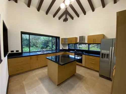Casa En Arriendo En Rionegro Llanogrande