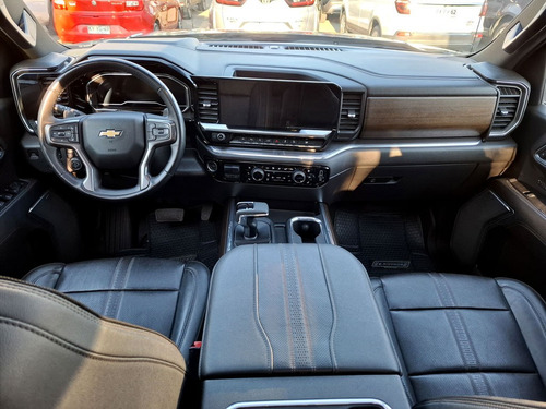 Chevrolet Silverado HIGH COUNTRY 3.0L AUT