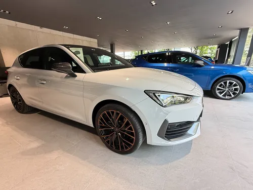 Cupra Leon 300Hp