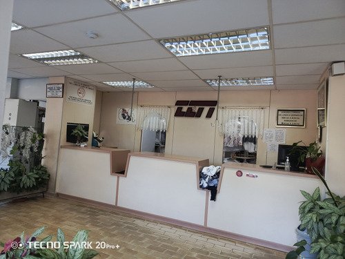 Venta De Local Comercial Y Fondo De Comercio